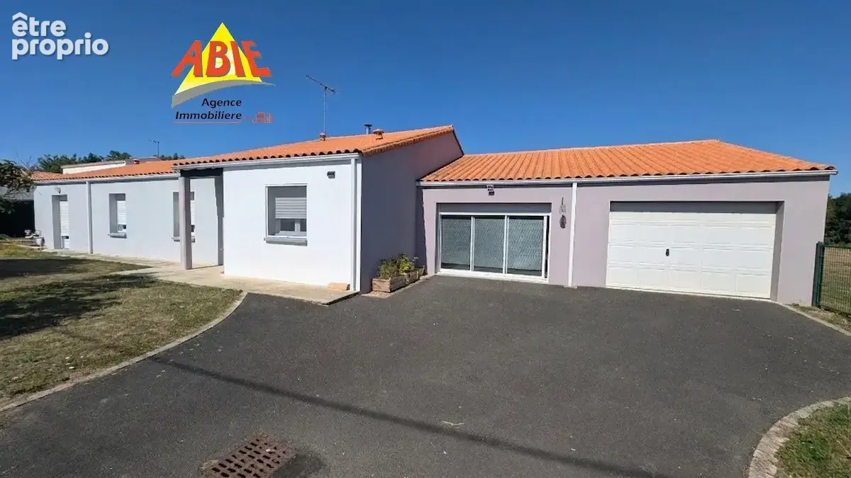 Photo 1 - Maison à FRONTENAY-ROHAN-ROHAN