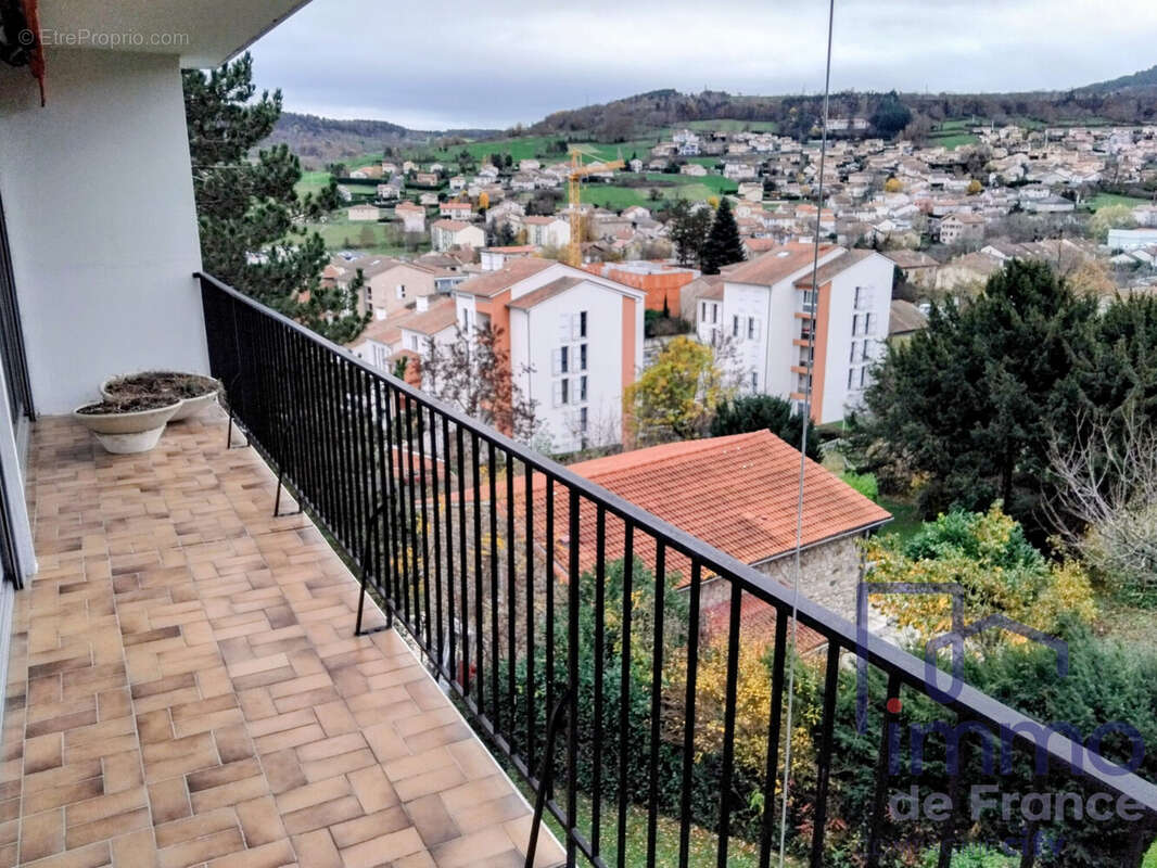 Appartement à VALS-PRES-LE-PUY