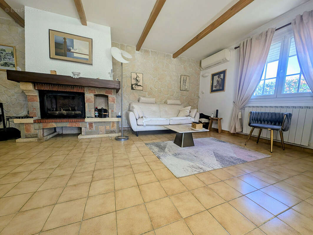 Maison à SAINT-ANDRE-DE-ROQUEPERTUIS