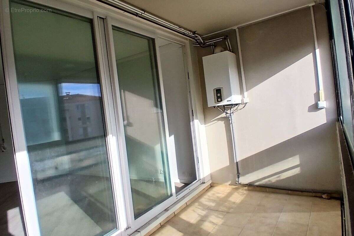 Appartement à MARSEILLE-9E