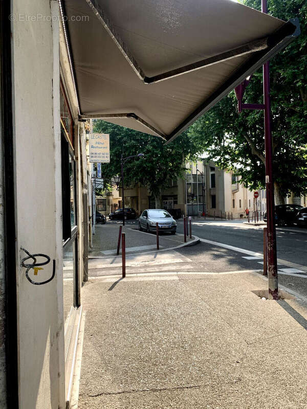 Commerce à TARASCON