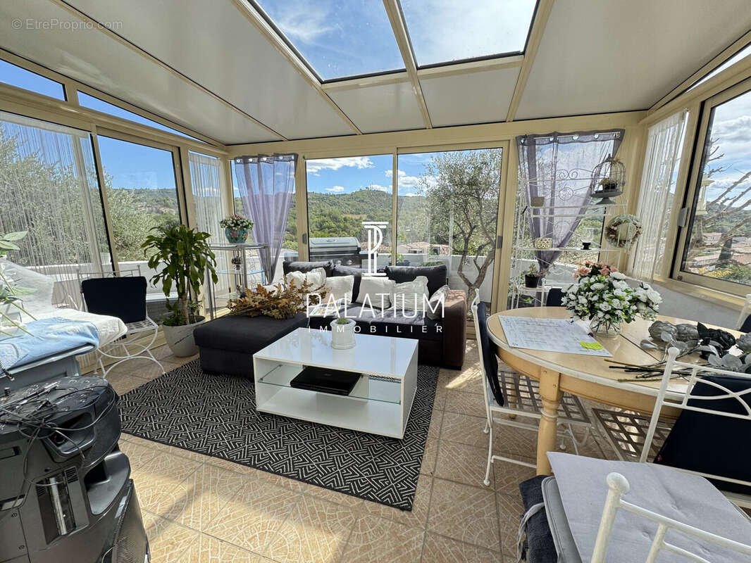 Maison à GREOUX-LES-BAINS