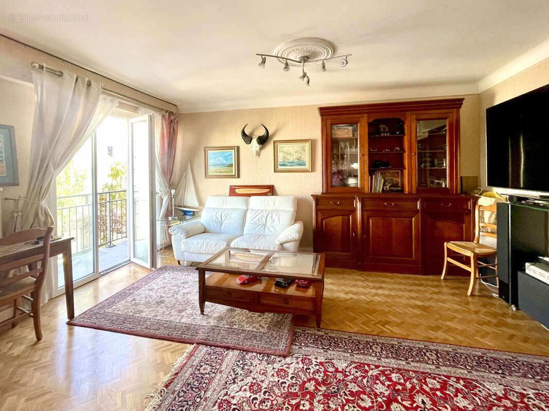 Appartement à REZE