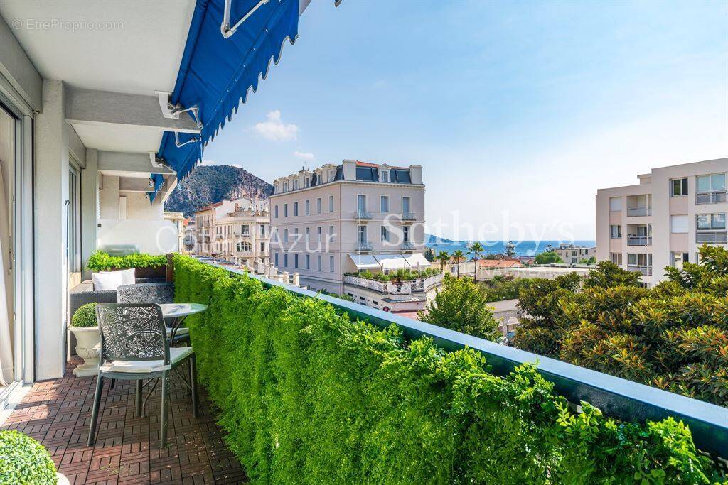 Appartement à BEAULIEU-SUR-MER