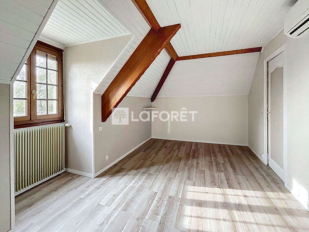 Maison à YERRES