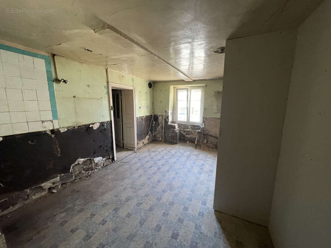 Appartement à CHALONVILLARS