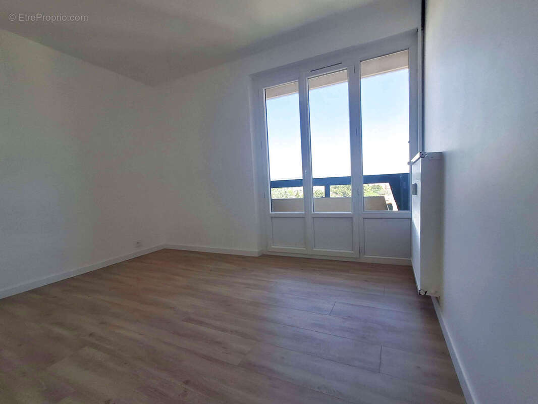 Appartement à TOURNON-SUR-RHONE