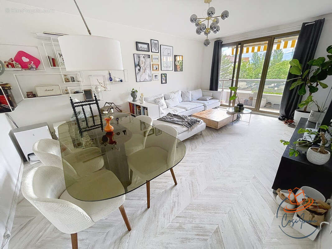 Appartement à FERNEY-VOLTAIRE
