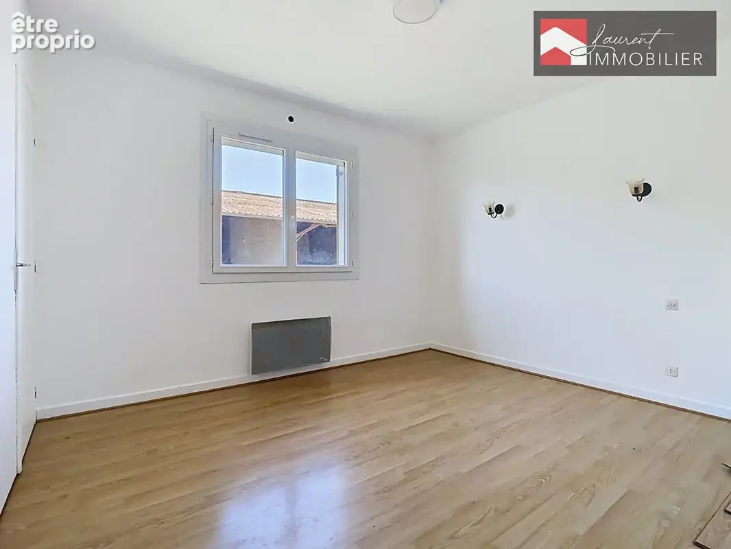 Maison familiale avec fort potentiel sur 2 373 m² de terrain - 01190 CHEVROUX - photo 8