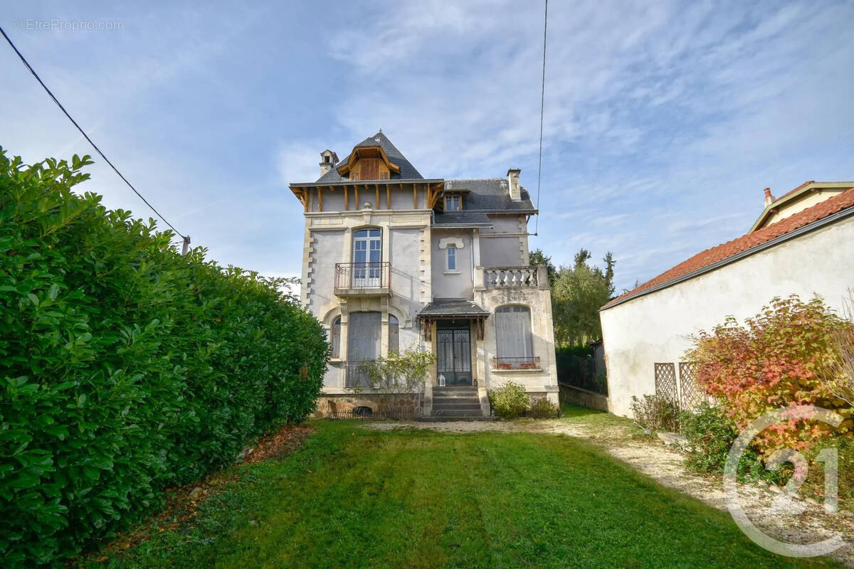 Maison à BRIOUDE