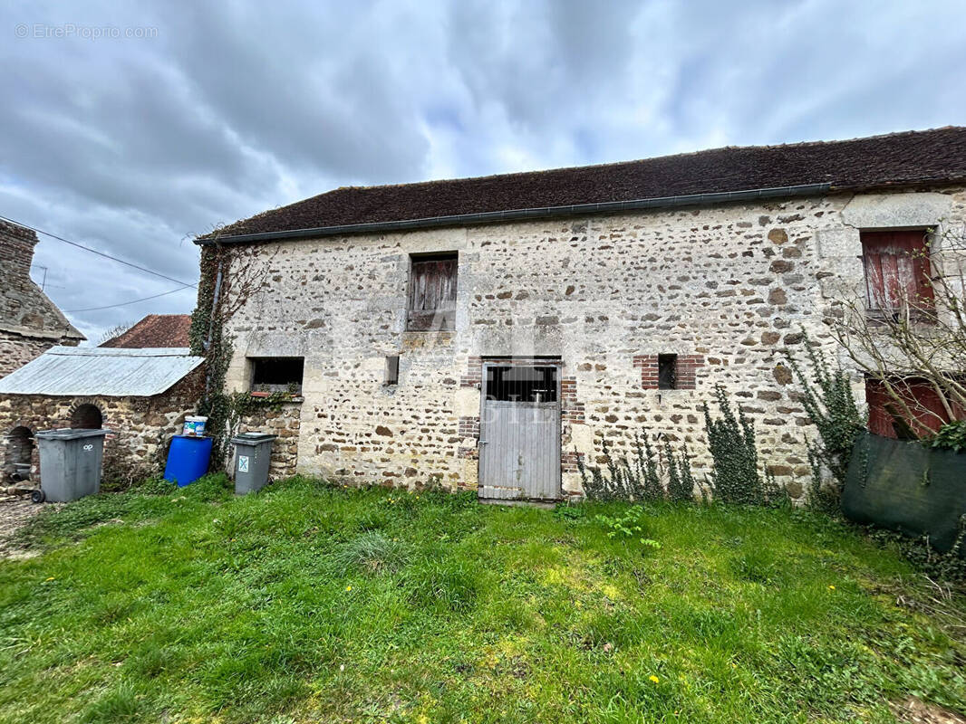 Maison à SAINT-CHRISTOPHE-LE-JAJOLET