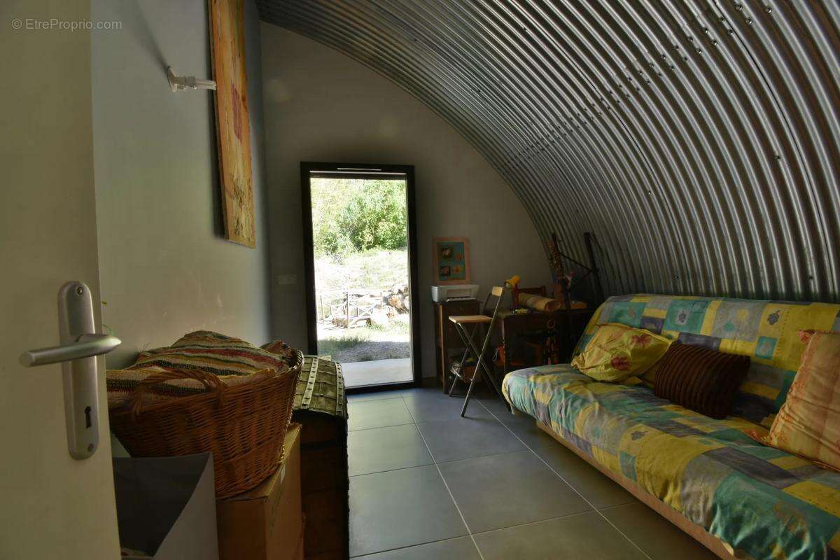 Maison à MAS-DE-LONDRES