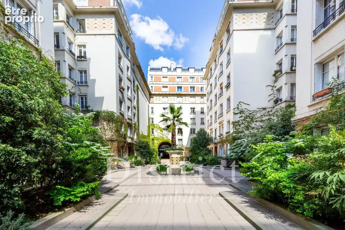 Champs de Mars - Saint Dominique. Appartement de 112m² au dernier étage, terrasse de 12m² avec magnifique vue plein soleil. - photo 14
