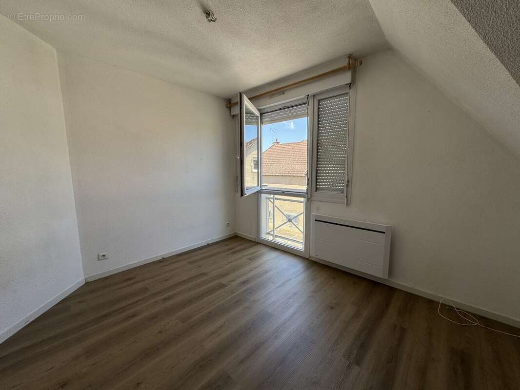 Appartement 18 m² à Dole  - photo 6