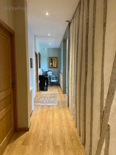 ETAGE COULOIR - Maison à MIRANDE