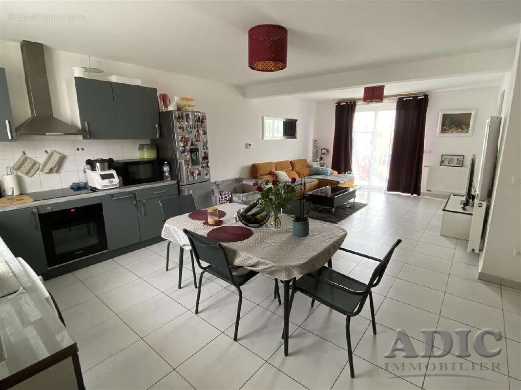 Maison à MOUSSY-LE-VIEUX