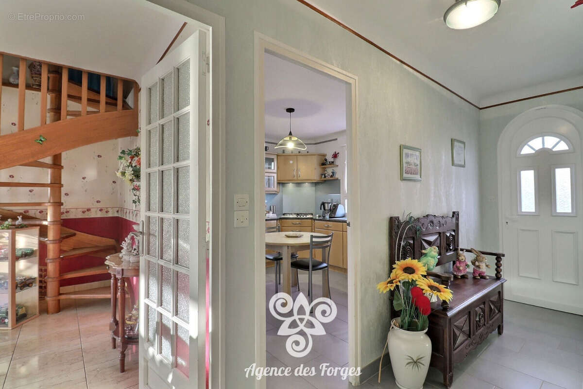 Maison à LE LANDREAU