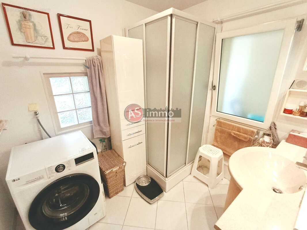 Bel Appartement Face au Port de Plaisance avec ascenseur et Terrasse - photo 7