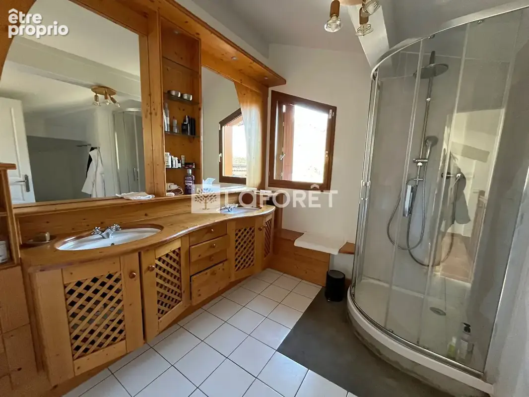 73210 La Plagne Tarentaise Belle maison T6 avec terrasse, garage, jardin - photo 9