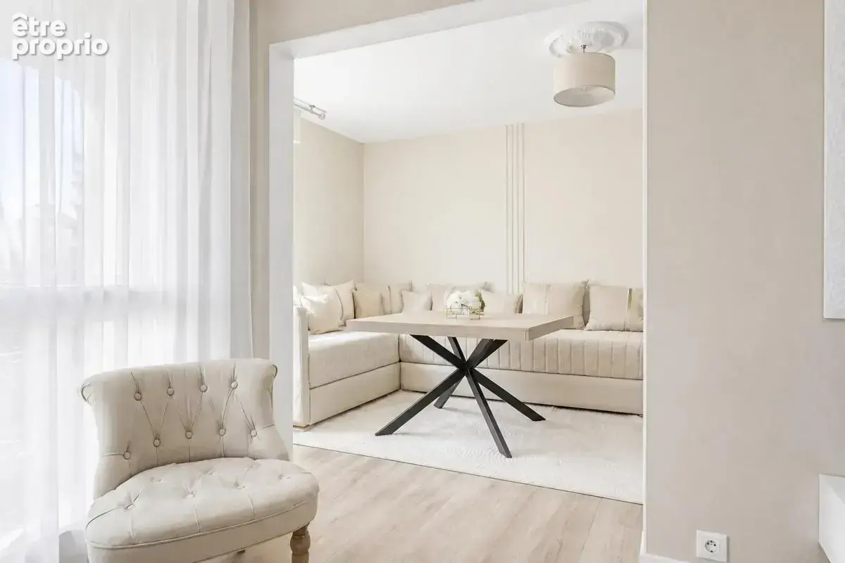 Appartement de 4 pièces de 77 m² à Avignon - photo 5