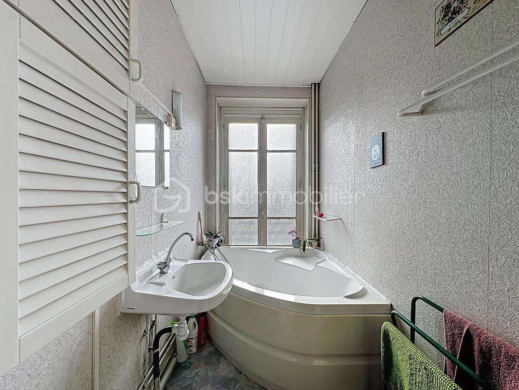 Maison individuelle 140 m2 - 5 chambres - sous-sol et terrain 436 m2 - photo 10