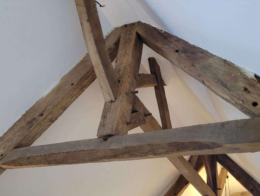 Maison à SAINT-MARTIN-DES-PRES