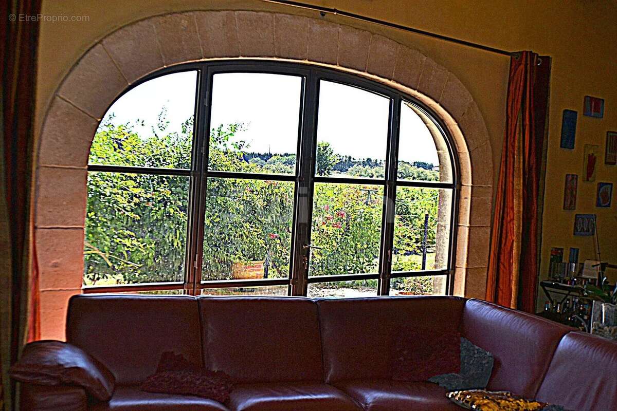 Maison à SAINT-LAURENT-D&#039;AIGOUZE