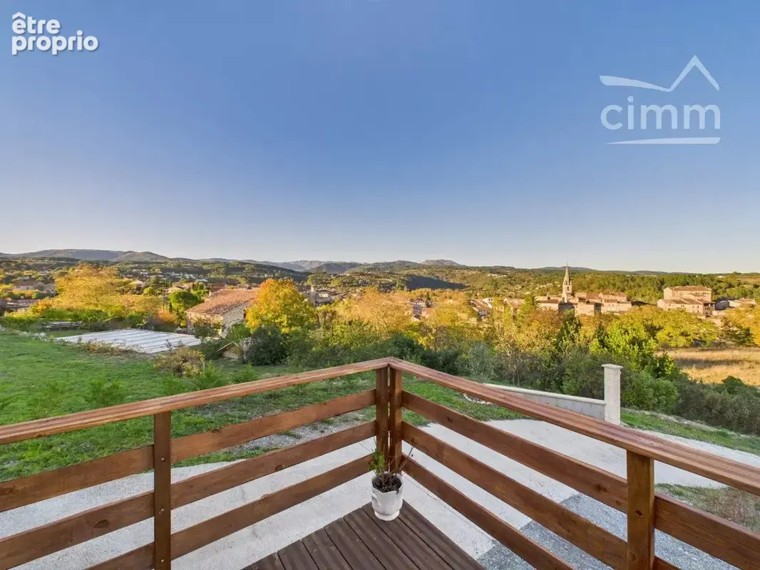 Vue panoramique à Joyeuse : 4CH, tranquillité et très belles prestations - photo 23