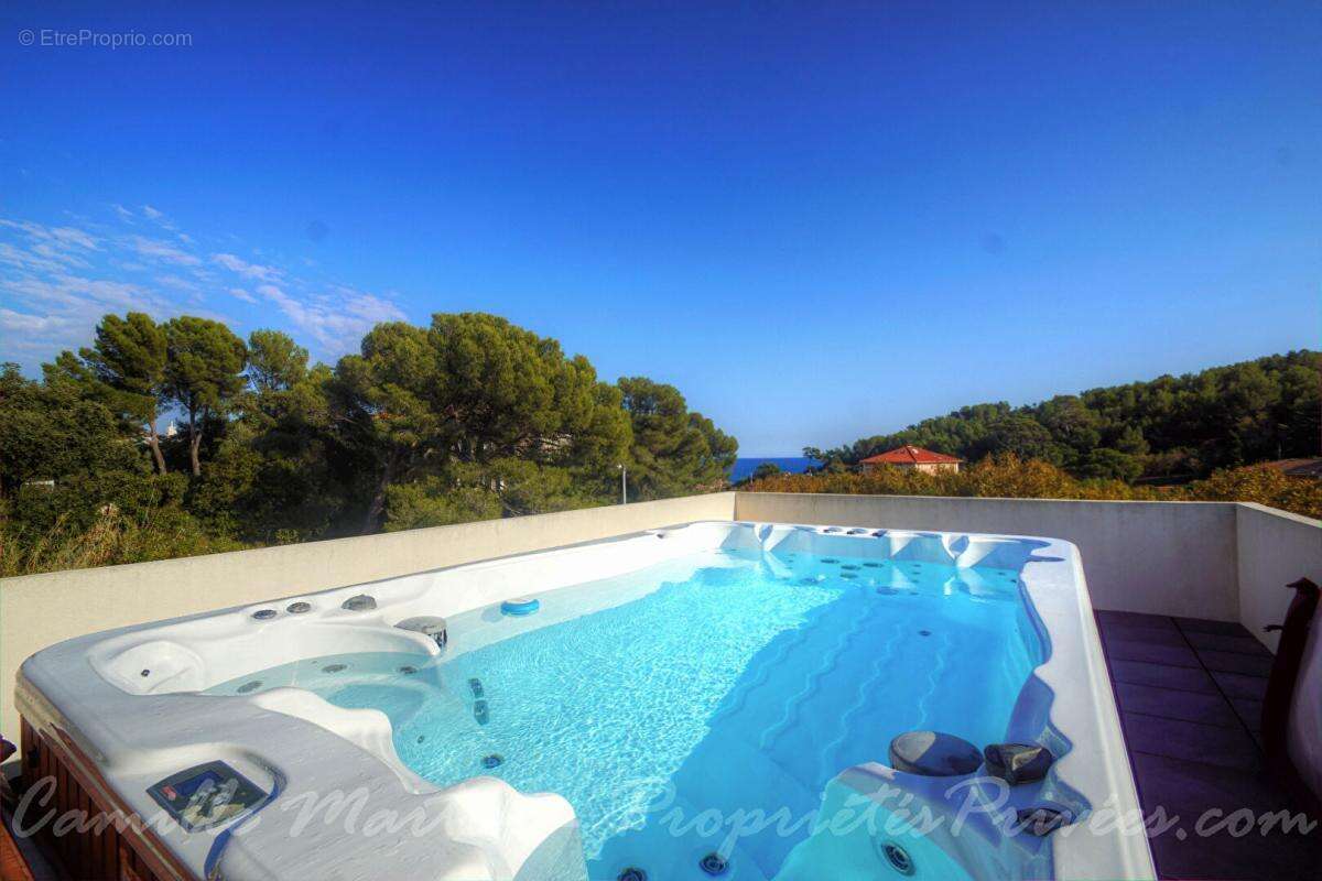 Appartement à SAINT-RAPHAEL