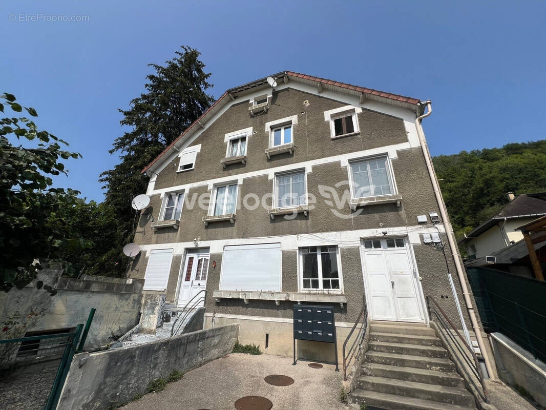 Appartement à HAUTE-ISLE