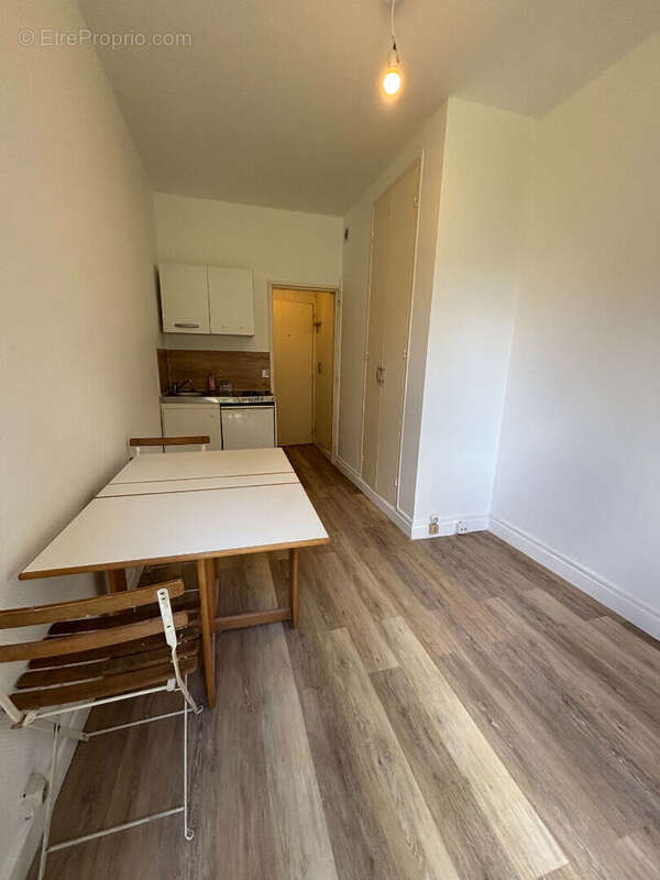 Appartement Maisons Laffitte 1 pièce(s) 12.55 m2 / - photo 4