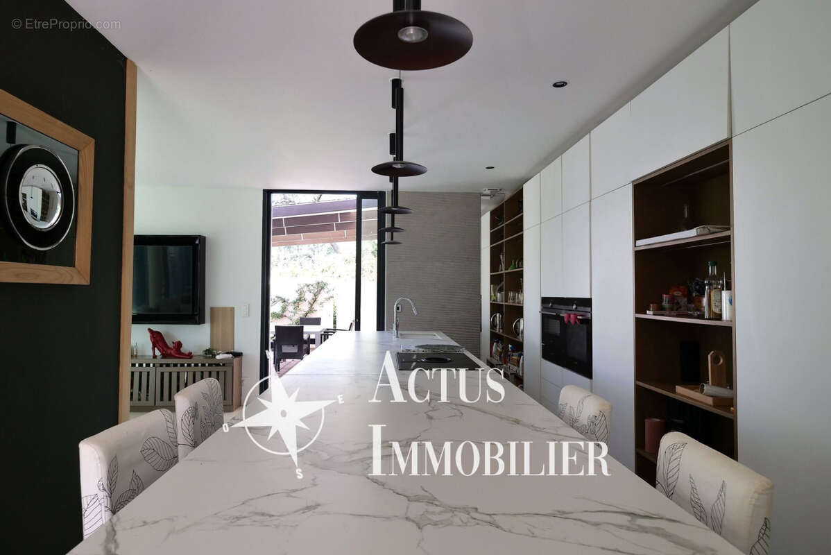 Maison à SALON-DE-PROVENCE