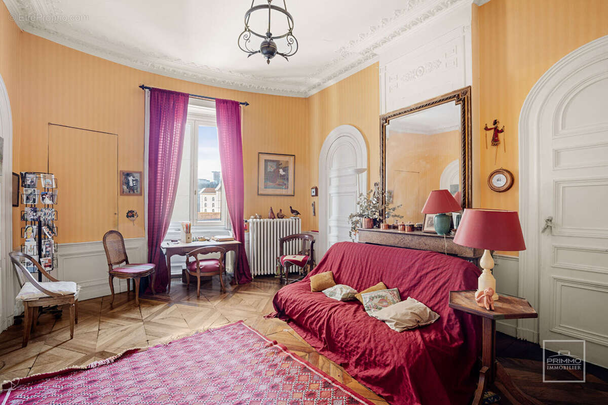 Appartement à LYON-1E