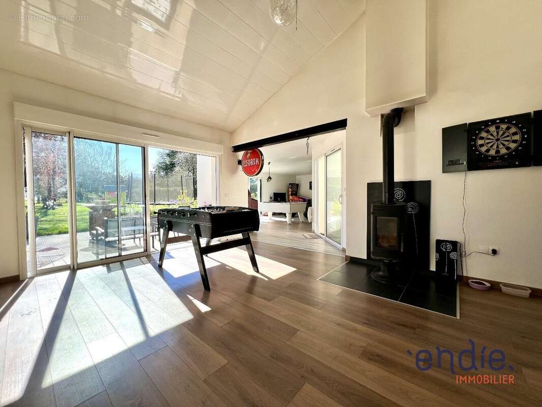Maison 154 m² à Quincay  - photo 5
