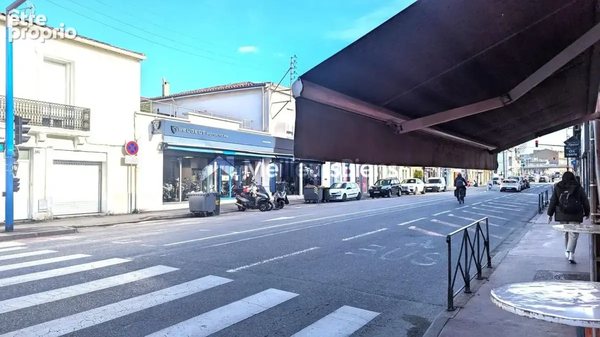 Local commercial et artisanal 85m² + 51m² d annexes - photo 4