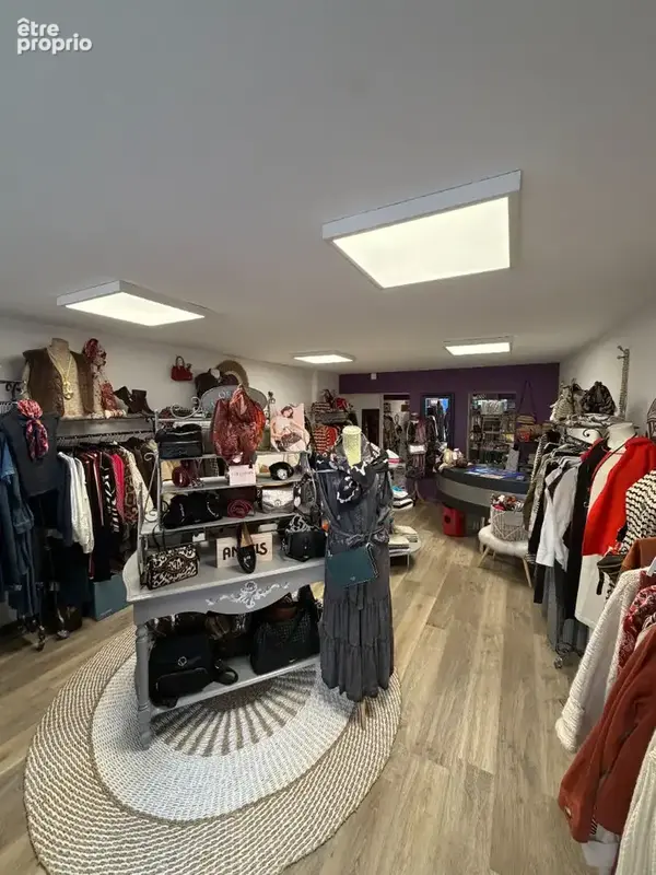 Fonds de commerce Saint Junien - Prêt à porter - OPPORTUNITE RARE - photo 2