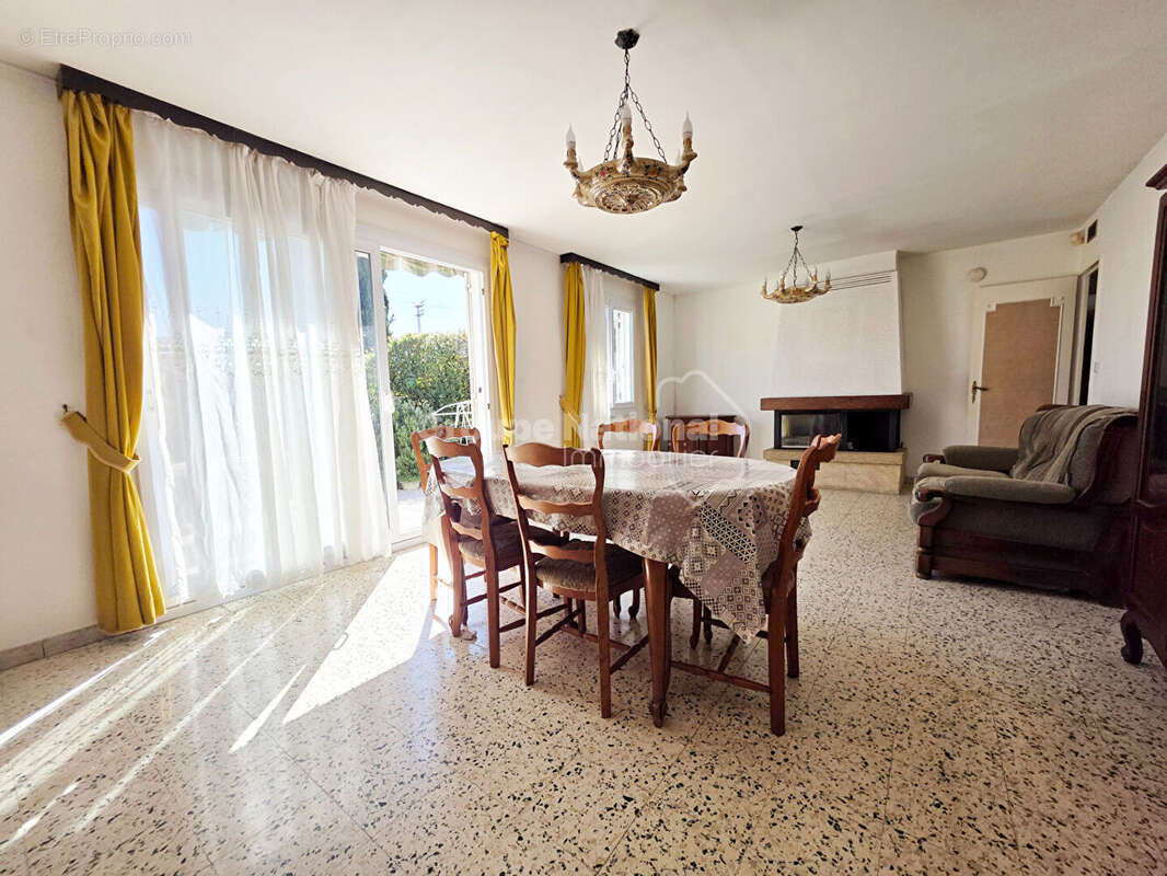 Maison à MIRAMAS
