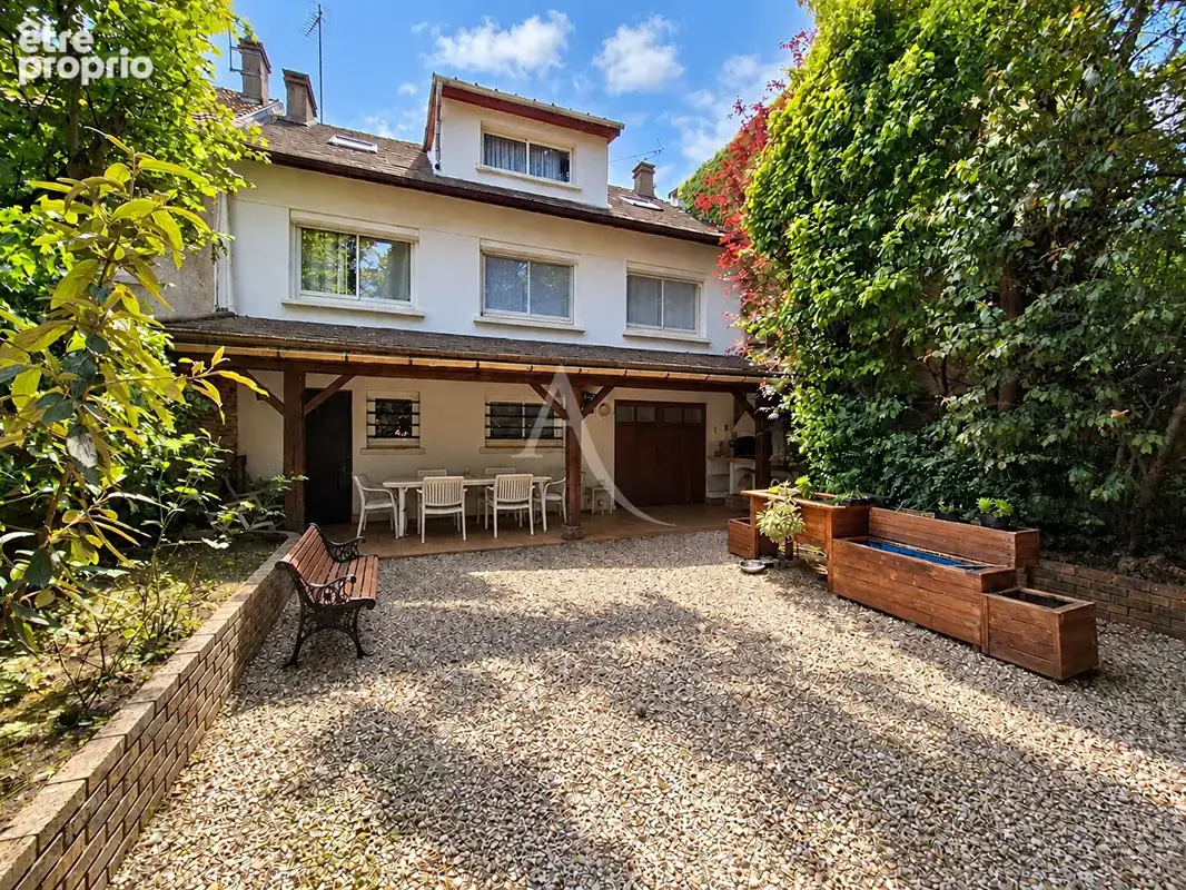 Maison à ROSNY-SOUS-BOIS