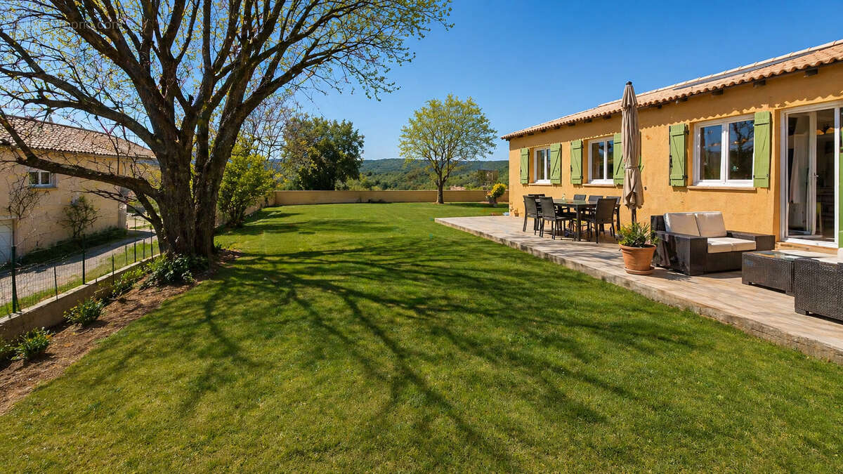 MURLES   Villa de plain-pied rénovée avec atelier indépendant - photo 10