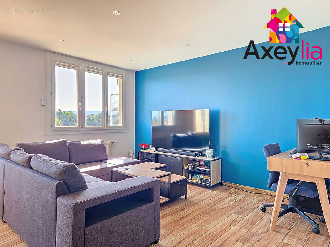 Appartement à RIORGES