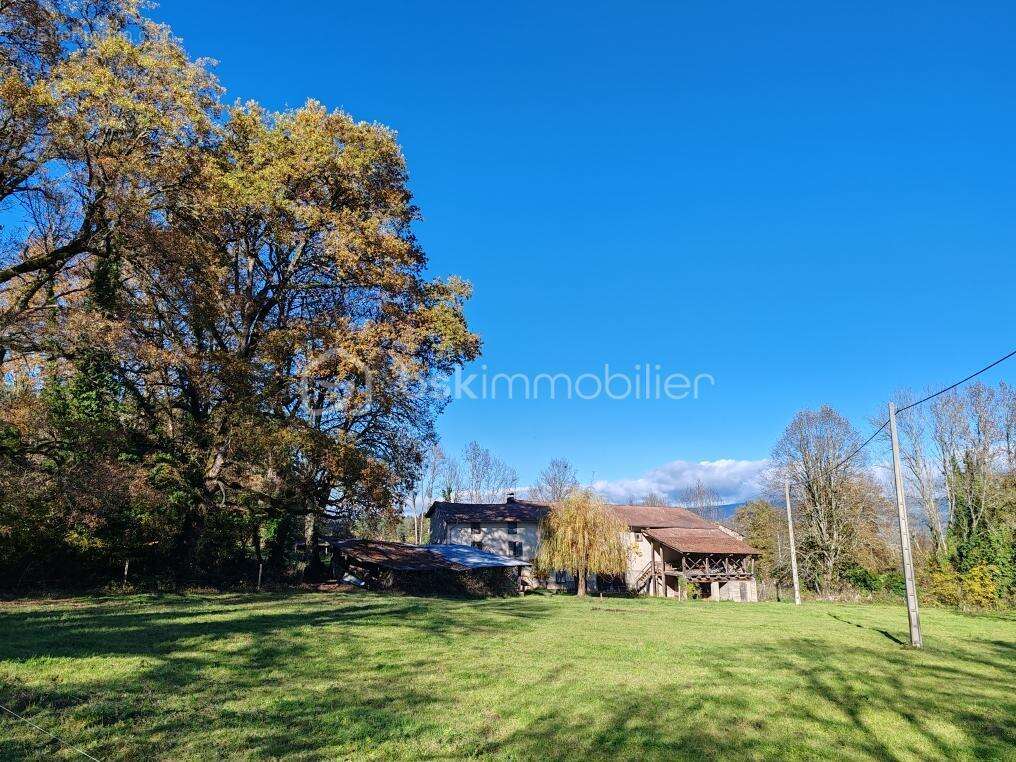 Maison à MARSAC-EN-LIVRADOIS