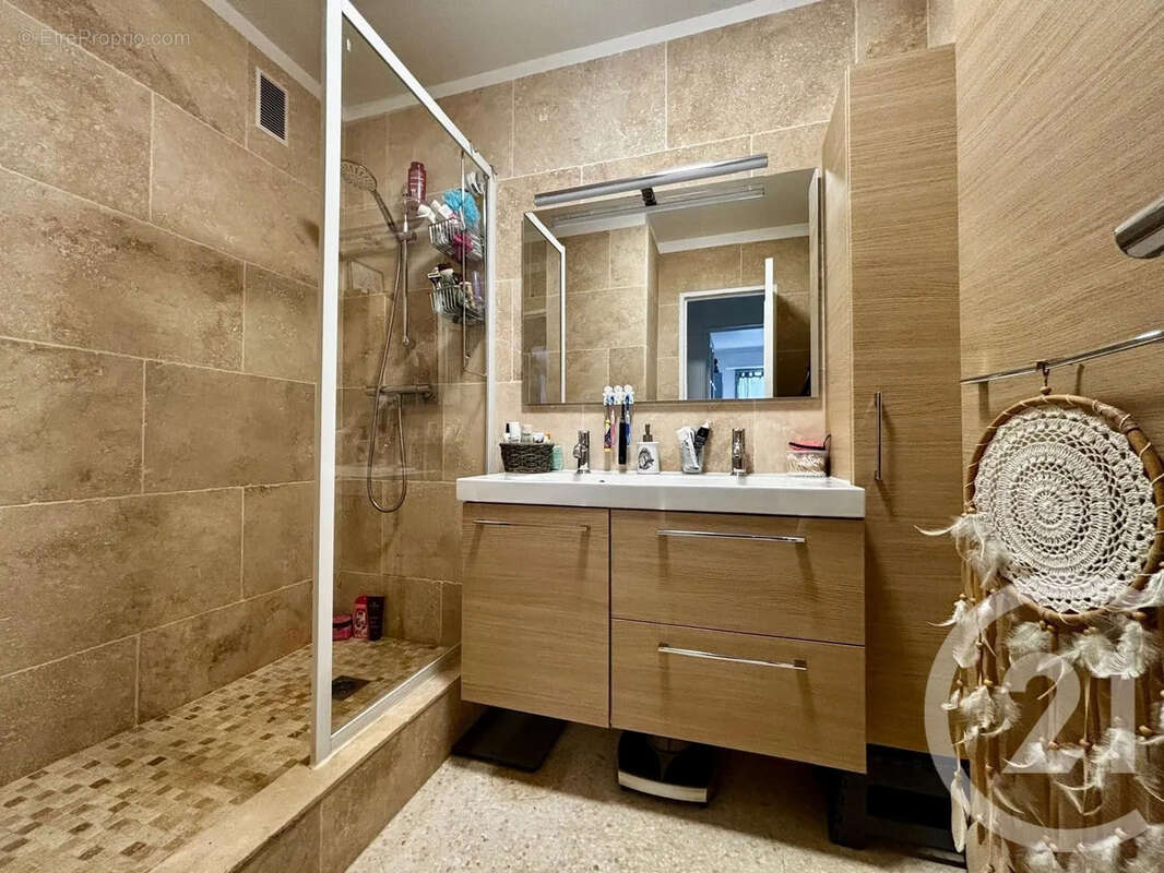 Appartement à LE CANNET