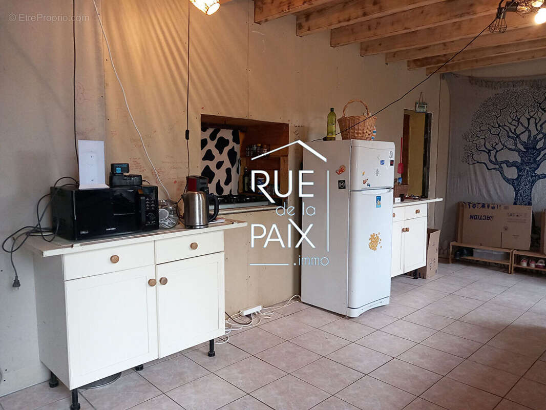 Maison à SAINT-LOUP-LAMAIRE