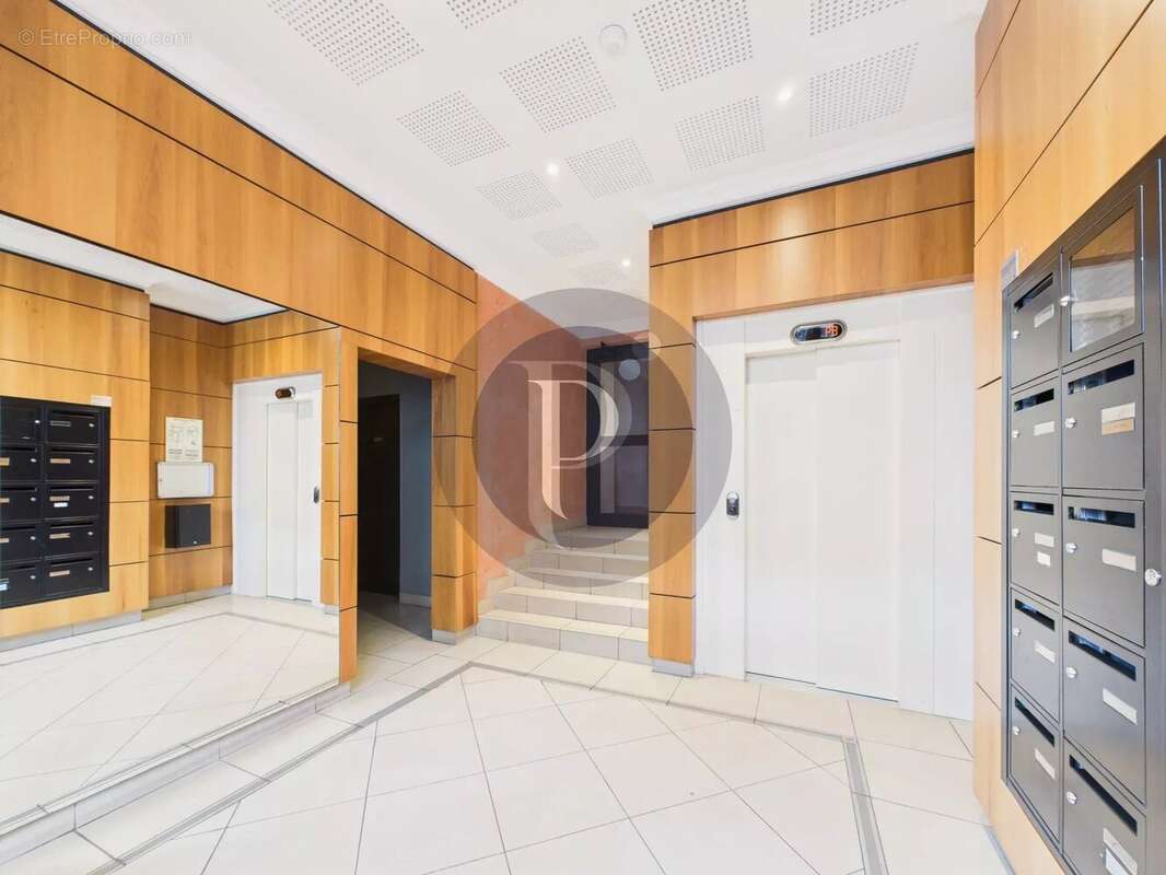 Appartement à LE PLESSIS-ROBINSON