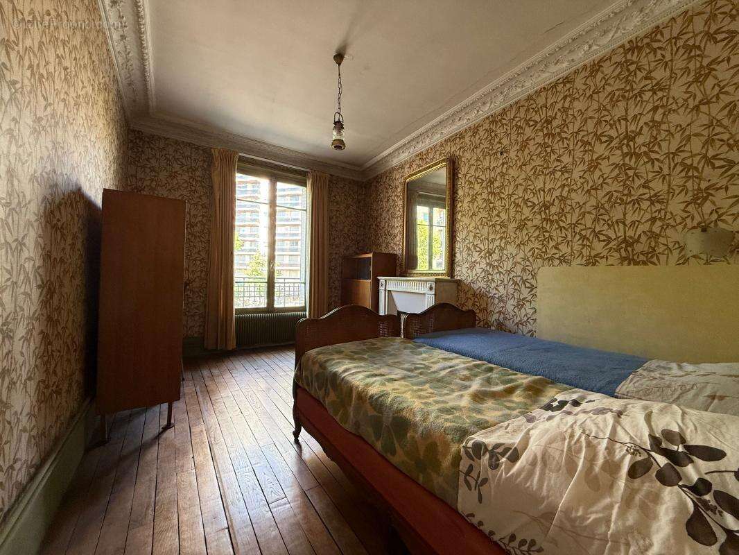 Appartement à NOGENT-SUR-MARNE