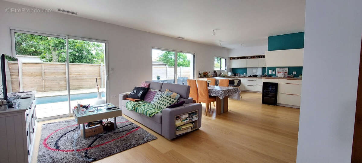 Maison à GUJAN-MESTRAS