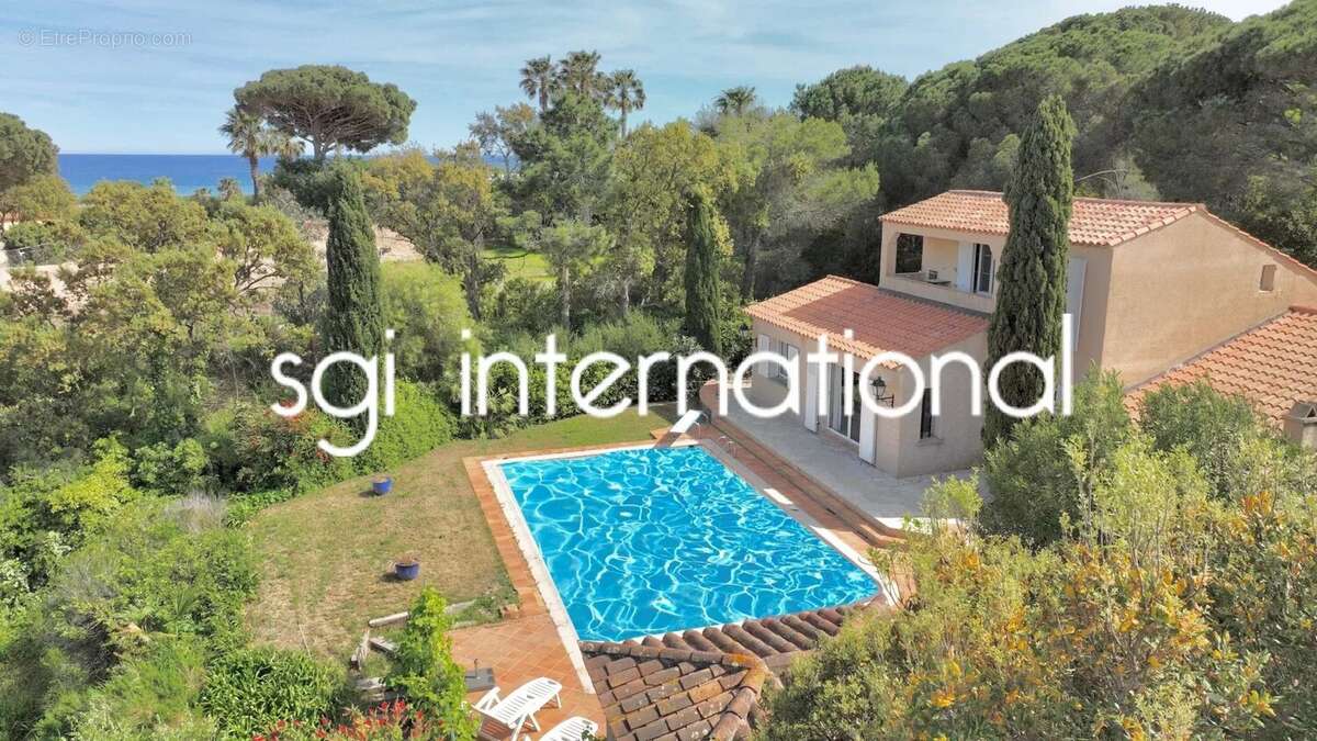 Maison à RAMATUELLE