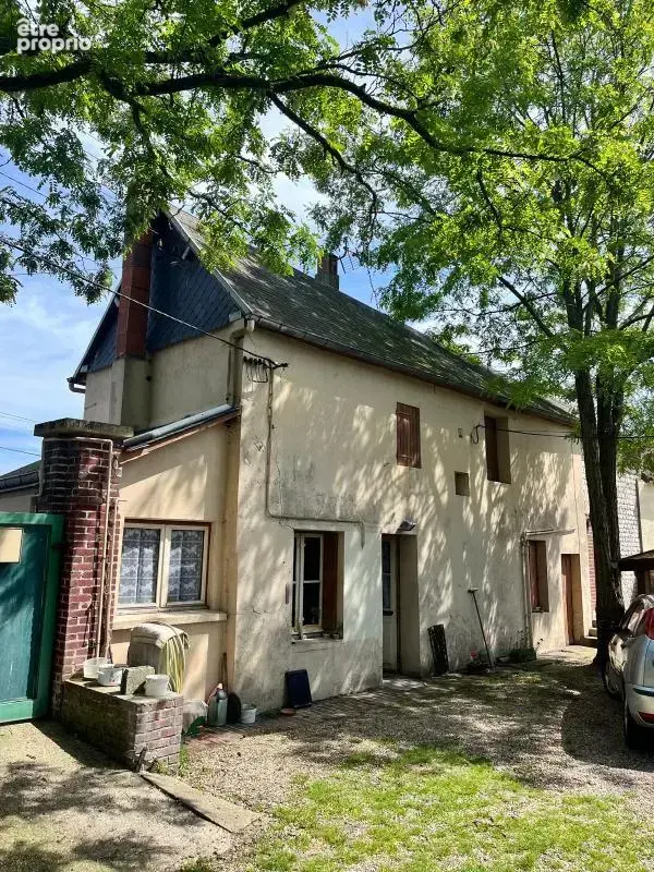 Maison à fort potentiel avec vitrine, hangar et terrain de 450 m² - Le Grand-Quevilly - photo 1