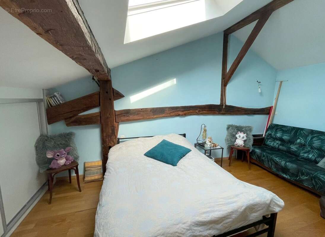 Maison à COSNES-ET-ROMAIN