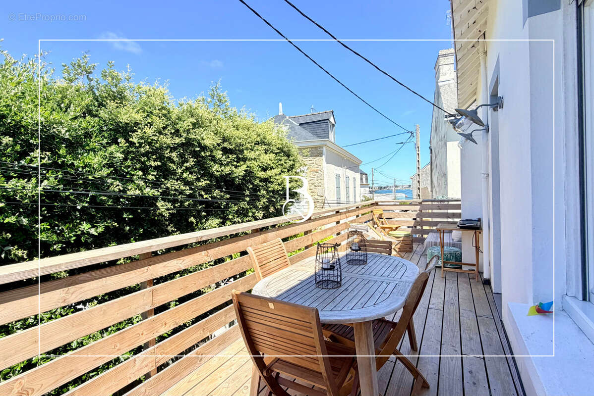BONNEMAISON présente Le Nid du Capitaine — Triplex 146 m2, l'art de vivre à Kernevel - à 120m de la plage - photo 7
